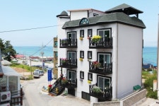 여름 휴가, 바다가 보이는 경포대 해수욕장 가족 펜션으로