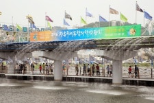 [포토]장흥대교 폭포분수