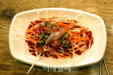 [여행] 다찌·빼떼기죽·충무김밥…통영에 안갈 수 없는 이유