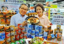 [포토]홈플러스˙유동, 농어촌 고령자 위한 ‘바른 밥상, 밝은 백세’ 캠페인 전개
