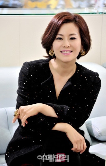 견미리 남편, 주가조작 수십억원 이득 혐의로 구속기소돼