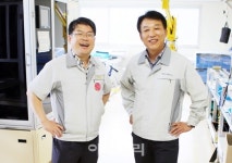 [성공異야기]①37년, 2대를 이어온 동업…신흥에스이씨