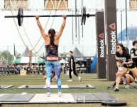 [포토] 리복, 크로스핏 선수 위한 2016 코치스 쓰로다운 - 클린앤저크 여성참가자