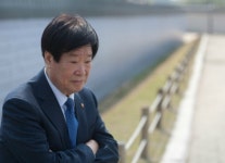 제8회 세일 한국가곡상에 작곡가 신귀복