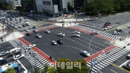 대전지역 상습 정체구간 큰마을네거리~정부대전청사네거리 차로 확장공사 준공