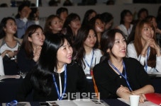 [포토]제5회 세계여성경제포럼, 강연이 즐거워