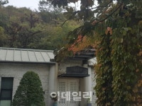 이대 이사회, 최경희 총장 사표수리…송덕수 부총장 직대체제(종합)