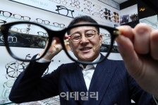 [성공異야기]①한국 안경업계의 이단아, 김인규 다비치안경 대표