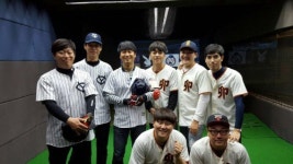 겨울 맞아 스크린 스포츠 각광… 800만 야구팬 사로잡은 스크린 야구 주목