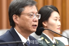 [포토]질의에 답하는 우병우 전 민정수석