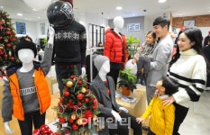 [포토]홈플러스 패션브랜드 ‘F2F’ 첫 브랜드숍 파주운정점에 오픈