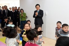 黃 직장 다니며 믿고 맡길 직장어린이집 확충