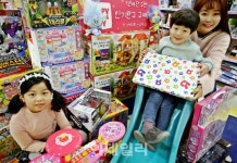[포토] 토이저러스 단독상품에 최대 50% 할인까지