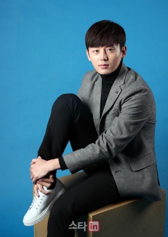 이지훈 