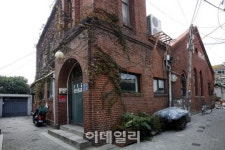 [포토] 체부동 성결교회‘우수건축자산’  등록