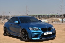 바이타임 서부점 | [포토] 랩타임 퍼포먼스의 에어로 파츠를 적용한 BMW M2 쿠페 튠 바이 YLK