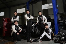 2017 쉐보레 올 뉴 크루즈 GT1 레이스카 - 더욱 강력해진 쉐보레 크루즈 레이스카의 데뷔