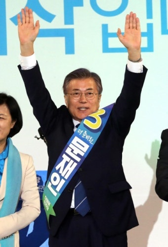 [민주 경선]文 호남이은 충청 승리…“대선 승리, 압도적 경선 승리에서”