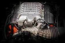 [포토] 707마력, 95.9kg.m의 강력함을 자랑하는 2018 지프 그랜드 체로키 트랙호크의 엔진