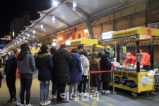 [야시장투어②] 봄날 떠나는 맛있고 재미난 대구 야시장 여행