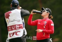 [포토]고나현, 수분 보충