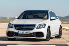 [포토] 강력한 퍼포먼스를 더한 2018 메르세데스-벤츠 S 63 AMG 4Matic+