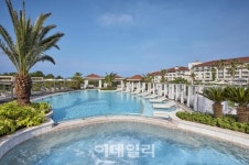 제주신라호텔, 여름 패키지 한정 판매…휴가객 잡아라