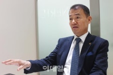 [인터뷰]두진문 한국화장품 퍼스트에버 사업단 사장 유전자 분석 기반 맞춤형 화장품·진마스터…제2의 웅진 신화 만들 것