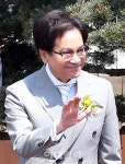 [포토]직원들에게 손 흔드는 이재현 CJ 회장