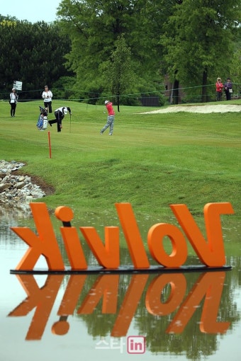 이일희, 12년 만에 LPGA 투어 우승 도전...숍라이트 클래식 선두 달린 채