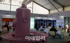 천광 넥스트아이 대표 “화장품 하나로 돈 버는 시대 지났다”