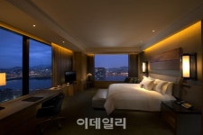 [호텔in] 콘래드 서울,10월 황금연휴 겨냥 얼리버드 세일 ‘스테이&세이브’ 진행...객실 33% 할인 등 서두르면 이익 이벤트 
