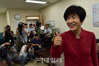 [프로필]농구선수→노동운동→국회의원→장관...김영주 고용노동부 장관 후보