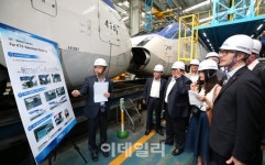 차량융합기술단(고속) 구내식당 | [포토]코레일 '고속열차 연결 지원 시스템'에 관심 갖는 프랑스 국유철도(SNCF) 관계자들