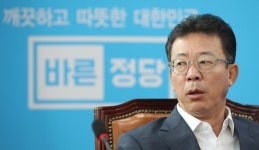 박원순의 `청년수당` 카드, 모텔, DVD방, 노래방서 결제 가능