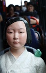[포토]시민과 함께 달리는 평화의 소녀상