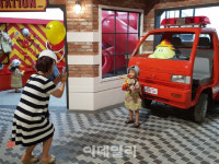 [르포]“엄마, 여기 놀이동산이야?”...키즈 몰린 스타필드 고양 오픈 첫날