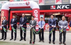 KFC 일산후곡점 개점…KG그룹 인수 후 첫 출점