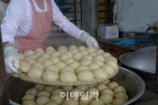 [여행] ‘추억이 모락모락’ 온기 가득한 안흥찐빵