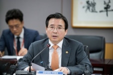 김용범 코스닥 상장제도 전면 개편…투자시 세제혜택도 추진