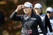 [포토] 장하나 무빙데이 타수 줄여요