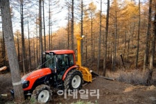 전국 임업기능인들, 장비 활용한 집재기술 역량 겨룬다