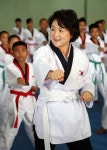 김정숙 여사, 인니서 태권도 사범 변신..찌르기 시범 선보여