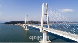전남 완도~강진 잇는 장보고대교 28일 정오 개통