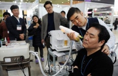 [포토] 인터참뷰티엑스포코리아 가윤메디텍 시연회