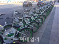 자전거 산업 침몰시킨 따릉이…공유경제의 역설