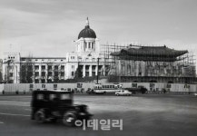 [포토] 김완기 광화문 복원공사1968 - ‘서울;詩노래하다 기록하다’