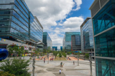 여의도 빰치는 임대료에도..판교 IT밸리엔 빈사무실이 없다