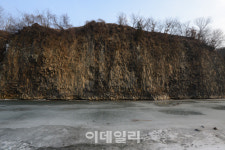 [물소리길]① 겨우내 얼었던 내천이 녹아 흐르다