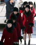 [포토]강릉 아트센터 도착한 北 삼지연관현악단 미녀들